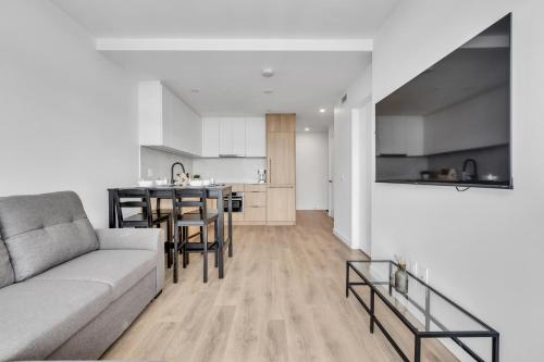 Modern 1-Bedroom Surrey Condo with Amazing Views in Surrey, Canada