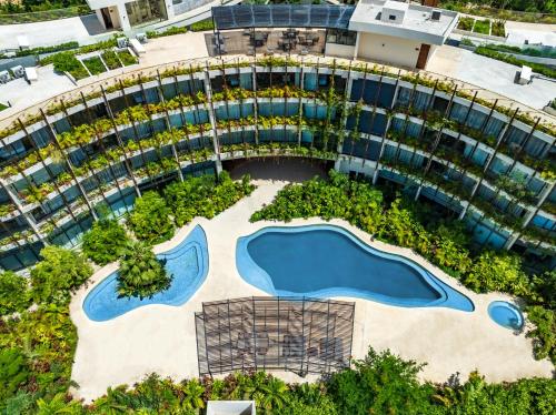 The Melina - Pool & Skyview Bar 5min to Beach