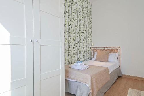 Three-Bedroom Apartment - High Floor image 2