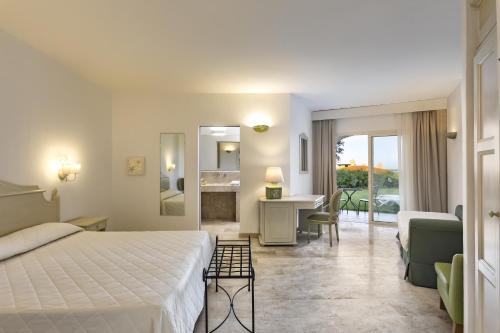 Grand Hotel In Porto Cervo in Porto Cervo center