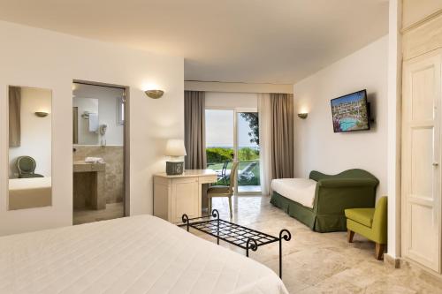 Grand Hotel In Porto Cervo - image 3