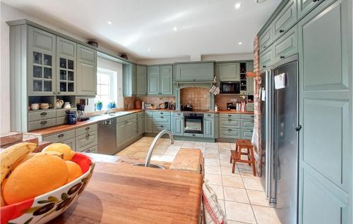 Kitchen, Awesome Home In Genarp With Wifi in Genarp