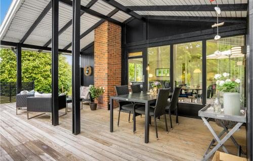 ทัศนียภาพภายนอกโรงแรม, Beautiful Home In Glesborg With Wifi in เฟียลเลอรูป