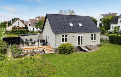  Lovely Home In Fejø With Wifi in Østerby