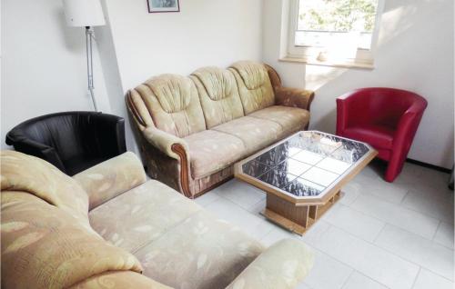 Holiday Home Gerolstein/Hinterhaus. with a Fireplace 02 - image 4
