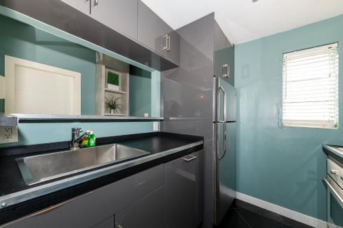 Sunny Days Apartments - image 3