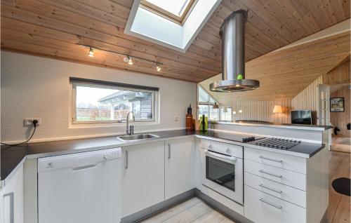 Kitchen, Stunning Home In Ebeltoft With Sauna in Ebeltoft