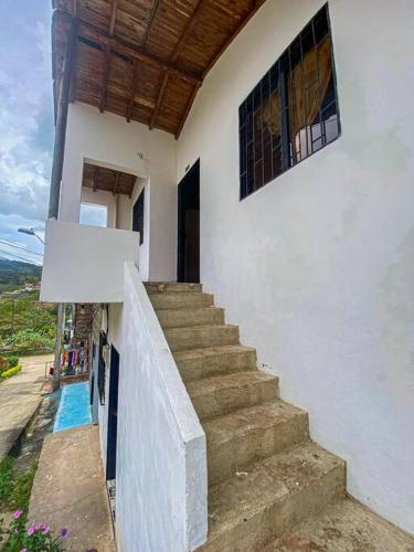 Central y Cómoda casa San Rafael Wifi y Balcón