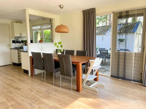 Familiehuis Zeegserduinen in ซีกซ์