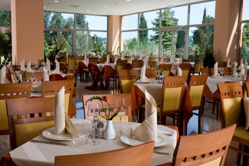 Restaurant, Bioenergy Resort Salinera Hotel in Portorož