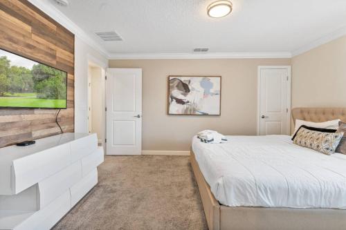 New Home 5 Bedrooms 4 Bathrooms At Storey Lake in Kissimmee, USA