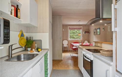 Cuina, Holiday Home Hc Møllersvej Nexø in Snogebaek