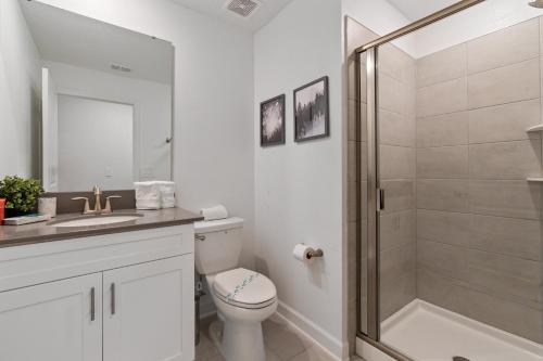 New Home 5 Bedrooms and 4 Bathrooms At Storey Lake in Kissimmee, USA