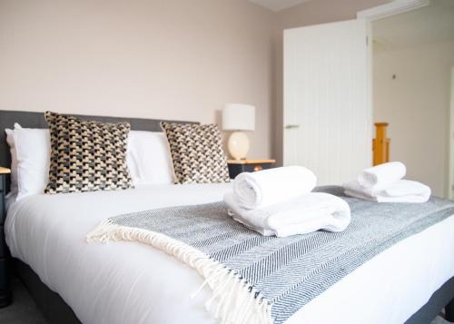 4x Bed Luxurious Home With a View 4x Bed Luxurious Home With a View