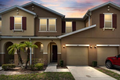 Cozy 4 Bedrooms35 Bath- 8 miles from Disney in Kissimmee, USA