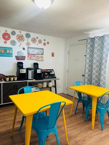 อาหารและเครื่องดื่ม, Blue Sage Inn & Suites in แบลนด์ดิง (ยูทาห์)