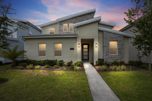 New Home 8 Bedrooms and 5 Bathrooms At Storey Lake in Kissimmee, USA