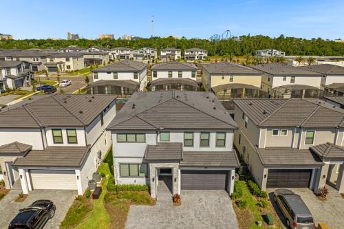 Brand NEW 9Bedrooms9Bathrooms At Paradiso Grande in Orlando, USA