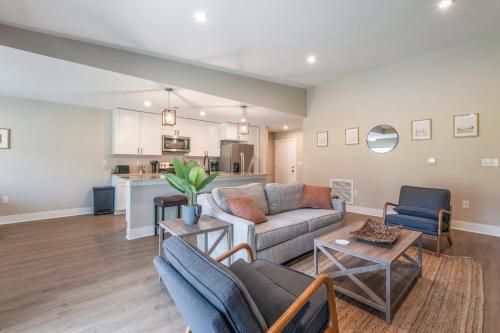 Spacious Condo with Combined units at Traverse City - main image