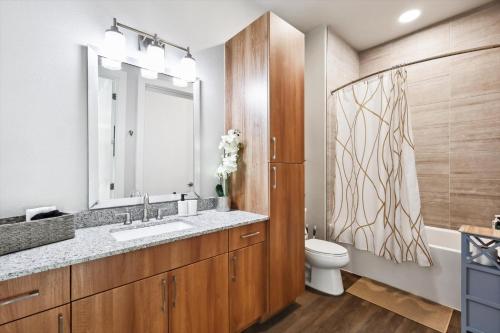 Downtown Fort Worth Luxe Retreat, Pool, Gym and Free Parking in Fort Worth, USA