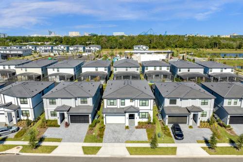 Brand NEW 9Bedrooms9Bathrooms At Paradiso Grande in Orlando, USA