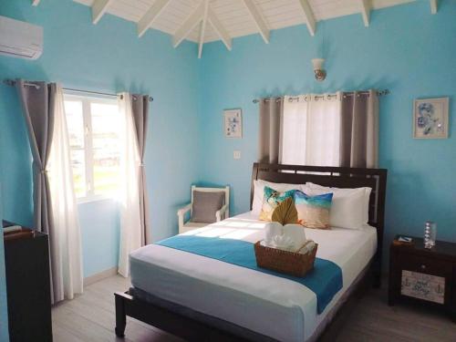 BlissVacay Couples or Singles Tropical Vacay Retreat in Potters Village