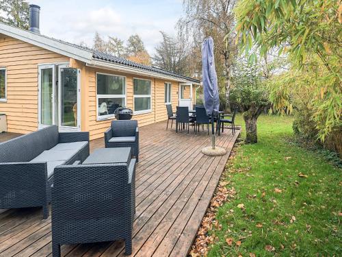 Uitzicht, 6 person holiday home in Borup in Ringsted