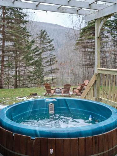 Designer Chalet with Hot Tub and Fire Pit by Summer in Margaretville, USA