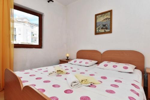 Two-Bedroom Apartment with Terrace image 6