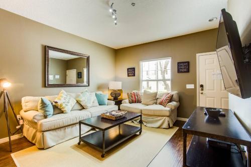 Amazing 3Bedrooms and 2Baths- 7 miles from Disney in Kissimmee, USA