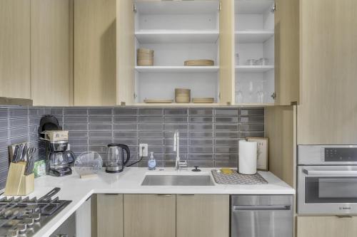 2BR Furnished Apartment near Dupont Circle apts in Washington, USA