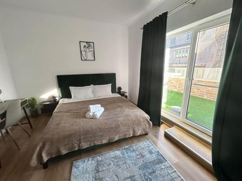 Old Town - Downtown by Realty