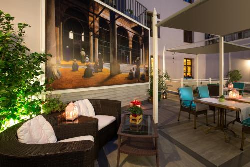 حديقة, فندق لالاهان (Lalahan Hotel) in سيركجي