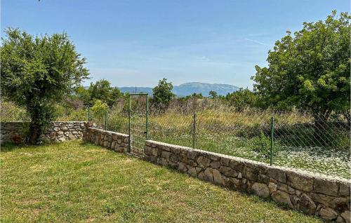 1 Bedroom Cozy Home In Knin