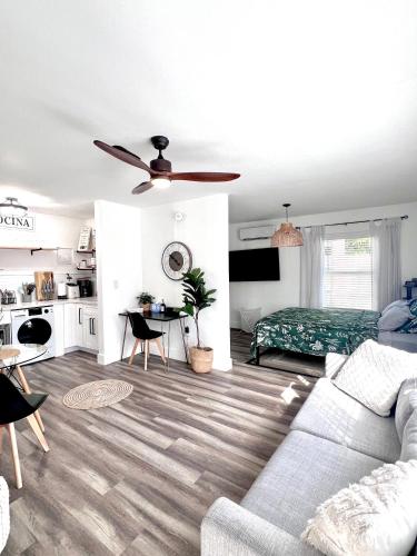 Cozy Place Minutes To Fort Lauderdale Beach With Pool in Fort Lauderdale, USA