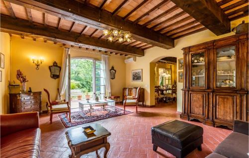  2 Bedroom Lovely Home In Montecastello in Montecastello
