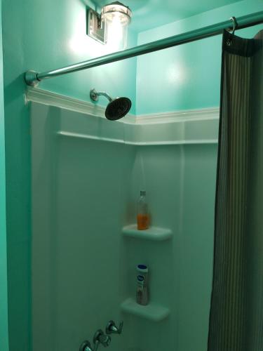 Miah Accommodation in Galesburg (IL)