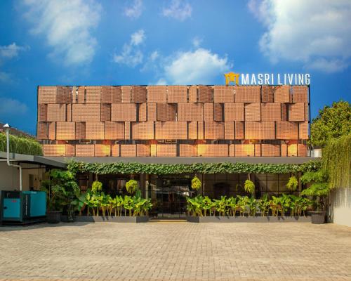 Masri Living by Daphna Management, Kejayan