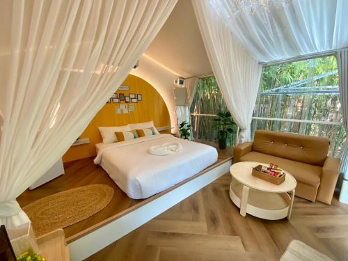 Baan Nai Baan Nok Resort