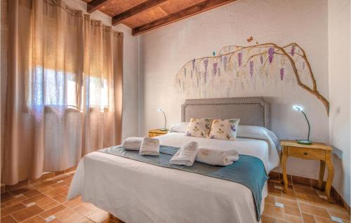 Gorgeous Home In Cartagena in Los Diaz