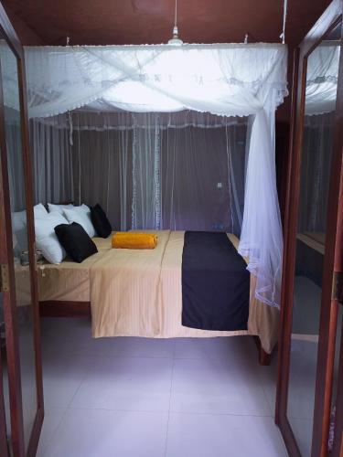 Double Room with Mountain View image 10