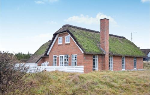 Beautiful Home In Blåvand With Sauna, Blåvand
