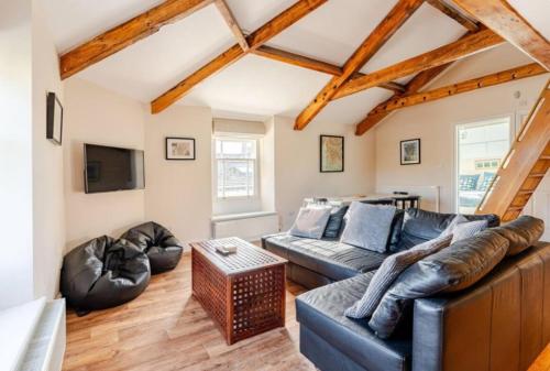 Sedbergh Penthouse - KingBed - Tv - Wifi in Sedberga