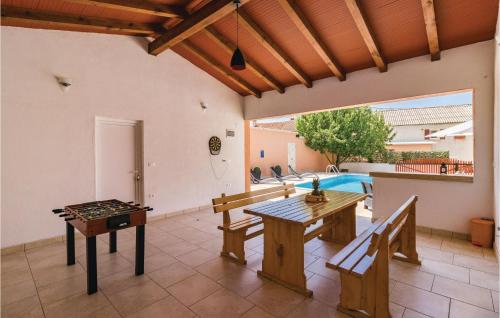 Balkons/terase, Three-Bedroom Holiday Home In Pazin in Zabrežani