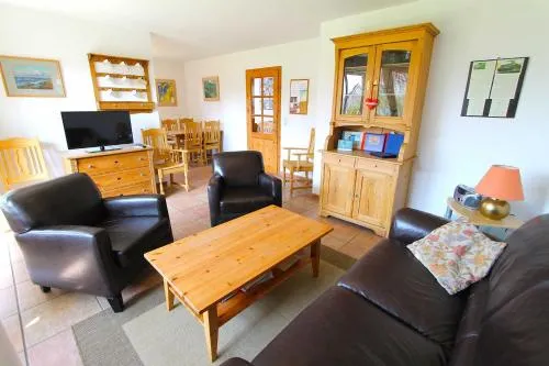 Reriker Sonnenhaus Erdgeschoss, Familie Kraus in Neu Gaarz, Deutschland