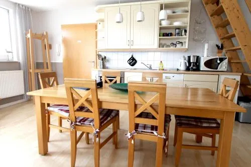 Villa Elsa Wohnung 11, nur 150 m vom Strand entfernt in Rerik, Deutschland