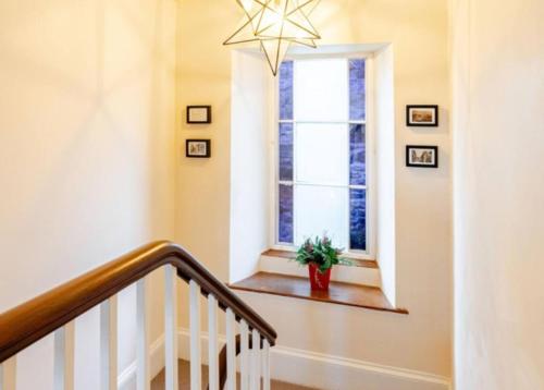 Sedbergh Penthouse - KingBed - Tv - Wifi in Sedberga