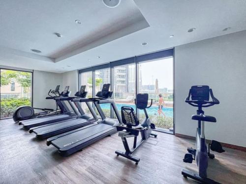 Burj Khalifa Views Stylish 2BR Near Dubai Mall and Metro, Dubai (photo 7)