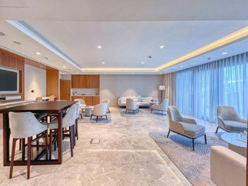 2BR Next To Dubai Mall With Full Burj Khalifa View - image 4