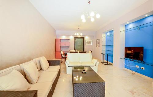  2 Bedroom Amazing Apartment In Cattolica Eraclea in Cattolica Eraclea